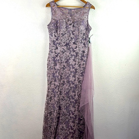NWT Alex Evening sequin sleeveless mermaid lavender with chiffon shawl 8 - Picture 3 of 9